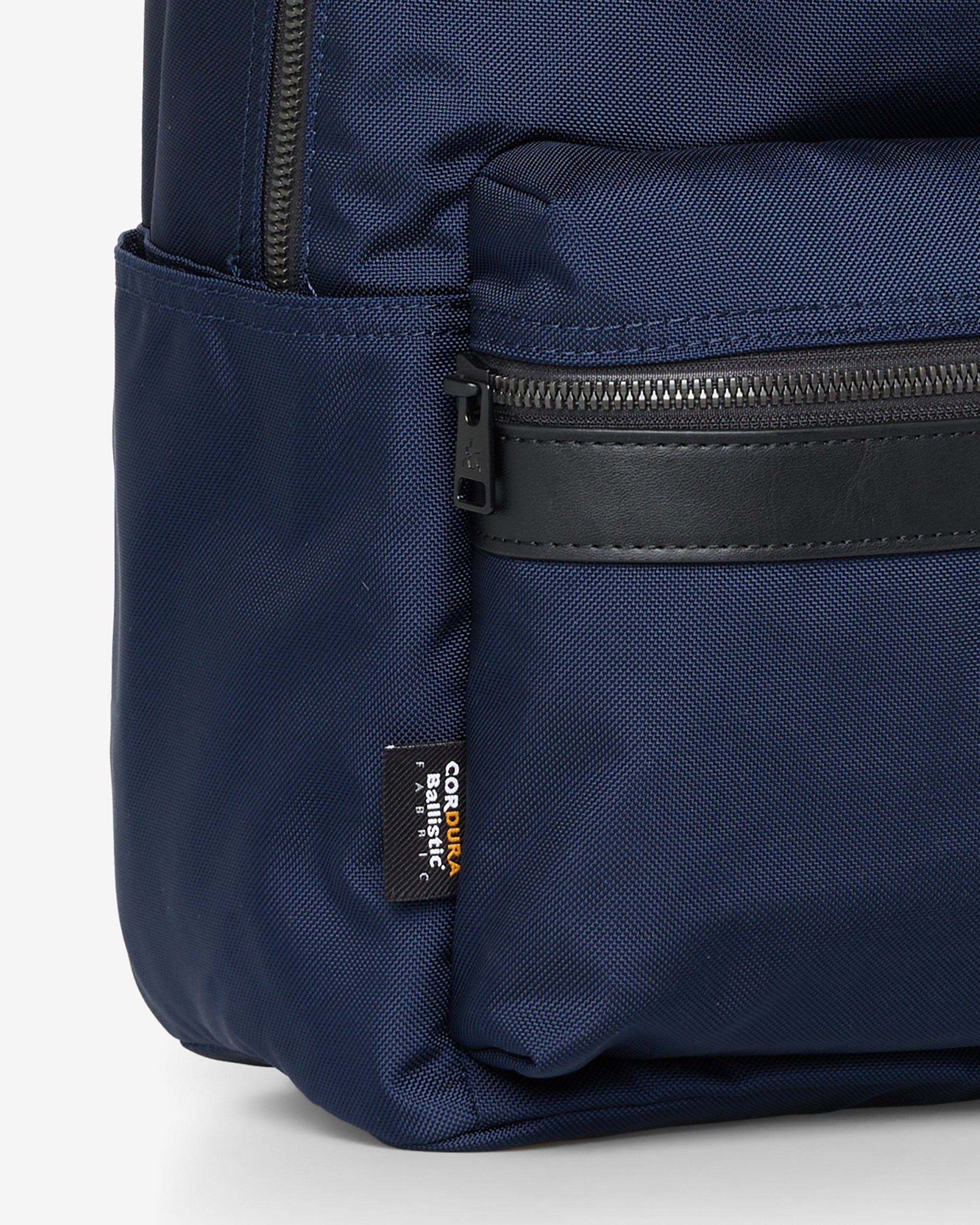 premiata-blade-2140-herren-rucksack-navy-technischer-stoff-mit-fronttasche image 8