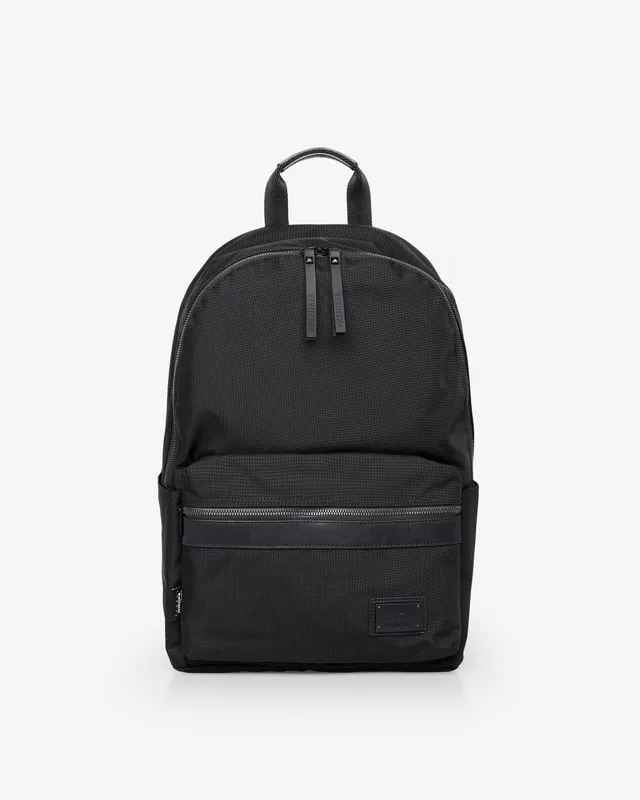 premiata-blade-2121-rucksack-schwarz-technik-gewebe-zip-frontfach image 1