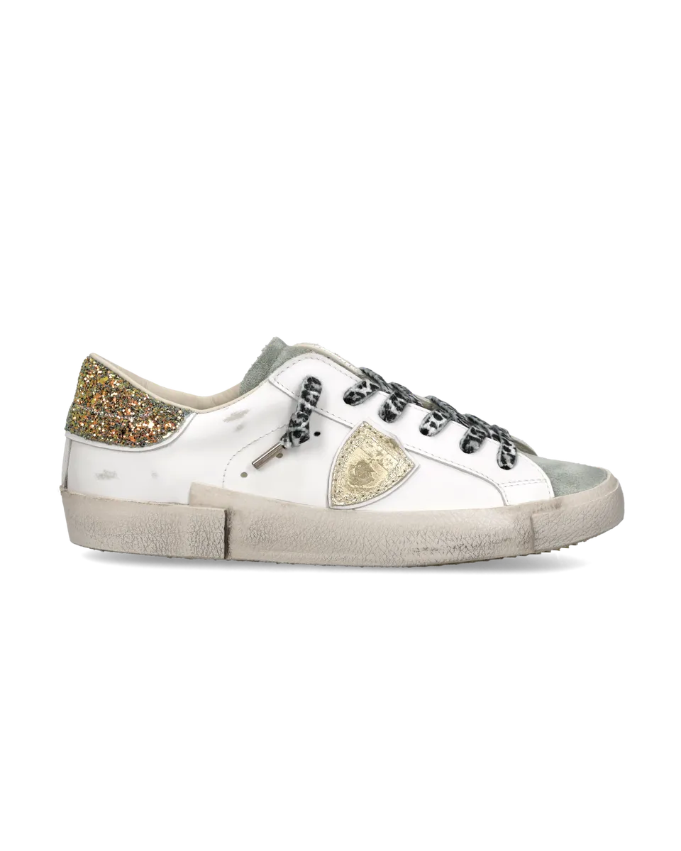 philippe-model-prsx-sneaker-damen-wei-hellblau-gold-mit-glitzer-fersenkappe image 1
