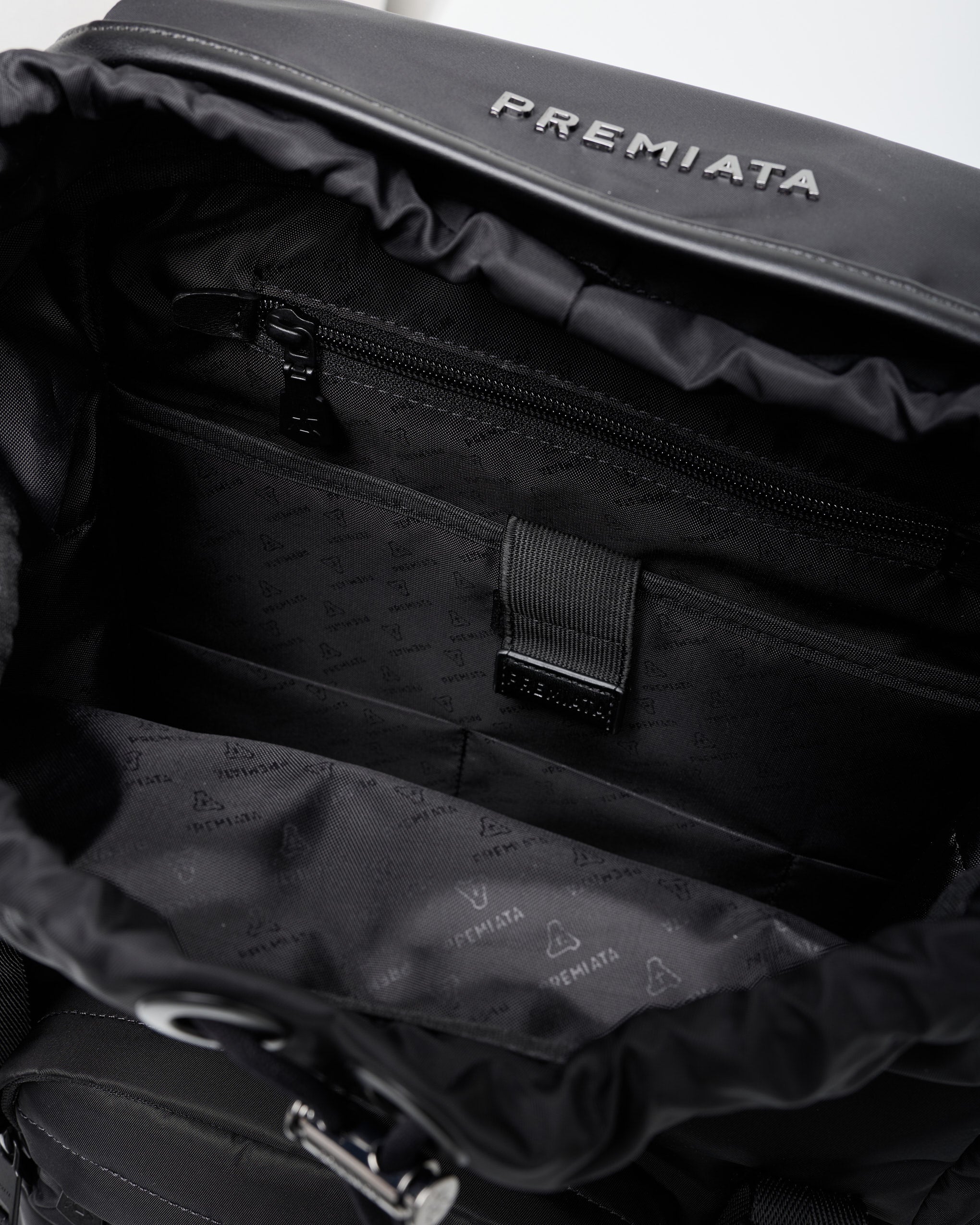 premiata-booker-2150-rucksack-schwarz image 7